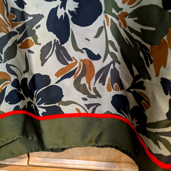 Zara shirt (Gucci vibes!) - Picture 2 of 5